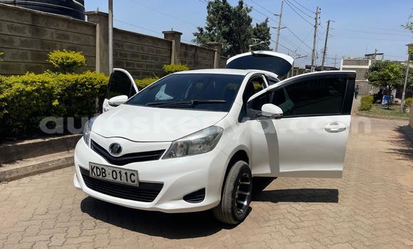 Nunua Ilio tumika Toyota Vitz Nyeupe Gari ndani ya Nairobi nchini Nairobi Nunua Ilio tumika Toyota Vitz Nyeupe Gari ndani ya Nairobi nchini Nairobi