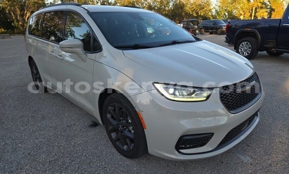 Oofamaa Chrysler Pacifica White Makiinaa iti Nairobi keessatti Nairobi keessatti Oofamaa Chrysler Pacifica White Makiinaa iti Nairobi keessatti Nairobi keessatti