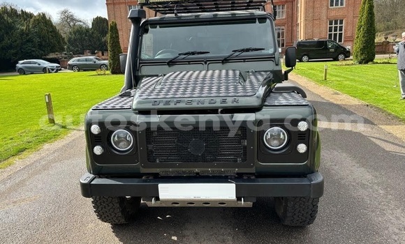 Buy Used Land Rover Defender Green Car in Nairobi in Nairobi Buy Used Land Rover Defender Green Car in Nairobi in Nairobi