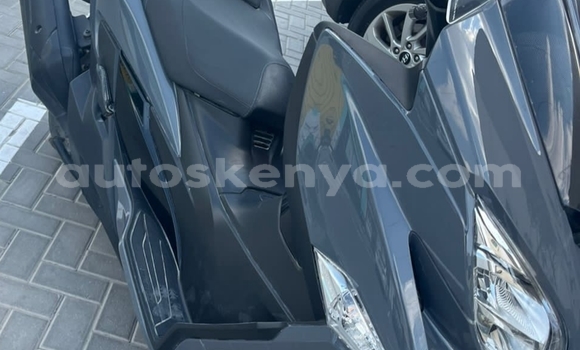 Buy Used Suzuki Burgman Beige Bike in Nairobi in Nairobi