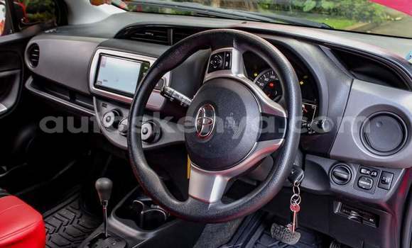 Oofamaa Toyota Vitz Red Makiinaa iti Machakos keessatti Nairobi keessatti Oofamaa Toyota Vitz Red Makiinaa iti Machakos keessatti Nairobi keessatti