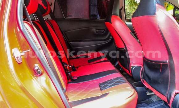 Oofamaa Toyota Vitz Red Makiinaa iti Machakos keessatti Nairobi keessatti Oofamaa Toyota Vitz Red Makiinaa iti Machakos keessatti Nairobi keessatti