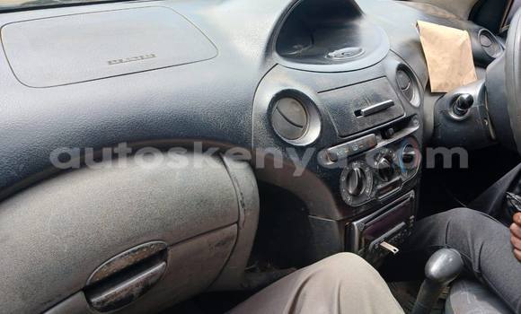 Oofamaa Toyota Vitz White Makiinaa iti Nairobi keessatti Nairobi keessatti Oofamaa Toyota Vitz White Makiinaa iti Nairobi keessatti Nairobi keessatti