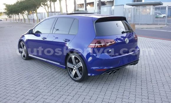 Nunua Ilio tumika Volkswagen Golf Bluu Gari ndani ya Kajiado nchini Bonde la Ufafanuzi Nunua Ilio tumika Volkswagen Golf Bluu Gari ndani ya Kajiado nchini Bonde la Ufafanuzi