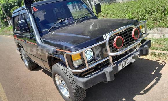Nunua Ilio tumika Mitsubishi Pajero Nyeusi Gari ndani ya Nairobi nchini Nairobi Nunua Ilio tumika Mitsubishi Pajero Nyeusi Gari ndani ya Nairobi nchini Nairobi
