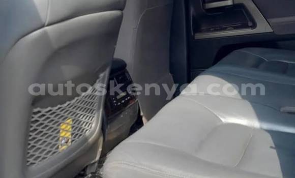 Nunua Ilio tumika Toyota Land Cruiser Nyeusi Gari ndani ya Nairobi nchini Nairobi Nunua Ilio tumika Toyota Land Cruiser Nyeusi Gari ndani ya Nairobi nchini Nairobi