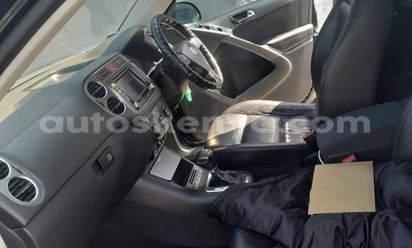 Nunua Ilio tumika Volkswagen Tiguan Nyeusi Gari ndani ya Nairobi nchini Nairobi Nunua Ilio tumika Volkswagen Tiguan Nyeusi Gari ndani ya Nairobi nchini Nairobi