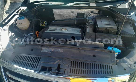 Nunua Ilio tumika Volkswagen Tiguan Nyeusi Gari ndani ya Nairobi nchini Nairobi Nunua Ilio tumika Volkswagen Tiguan Nyeusi Gari ndani ya Nairobi nchini Nairobi