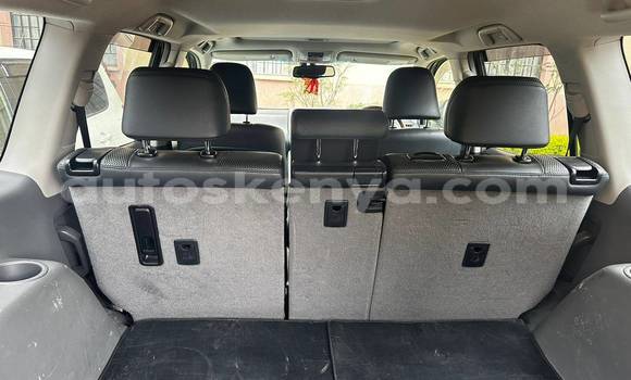 Nunua Ilio tumika Toyota Prado Nyeusi Gari ndani ya Nairobi nchini Nairobi Nunua Ilio tumika Toyota Prado Nyeusi Gari ndani ya Nairobi nchini Nairobi