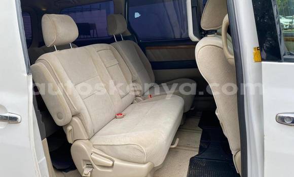 Nunua Ilio tumika Toyota Alphard Nyeupe Gari ndani ya Nairobi nchini Nairobi Nunua Ilio tumika Toyota Alphard Nyeupe Gari ndani ya Nairobi nchini Nairobi