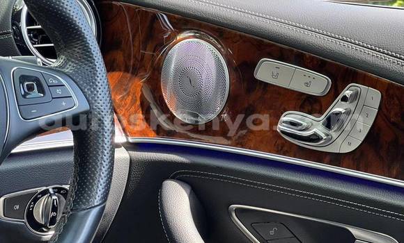 Nunua Ilio tumika Toyota Prado Nyeupe Gari ndani ya Nairobi nchini Nairobi Nunua Ilio tumika Toyota Prado Nyeupe Gari ndani ya Nairobi nchini Nairobi