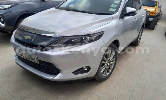 Nunua Ilio tumika Toyota Harrier Nyingine Gari ndani ya Nairobi nchini Nairobi