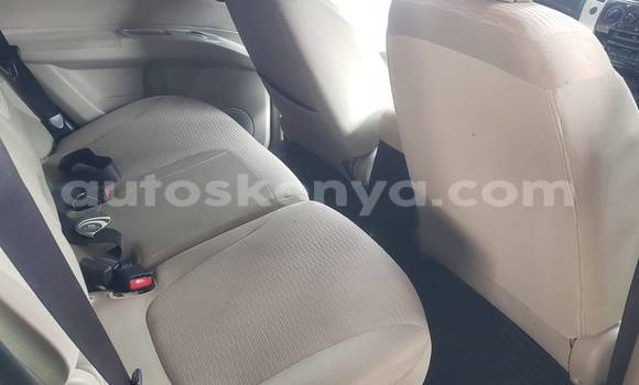 Nunua Ilio tumika Mitsubishi Pajero Nyeupe Gari ndani ya Nairobi nchini Nairobi Nunua Ilio tumika Mitsubishi Pajero Nyeupe Gari ndani ya Nairobi nchini Nairobi