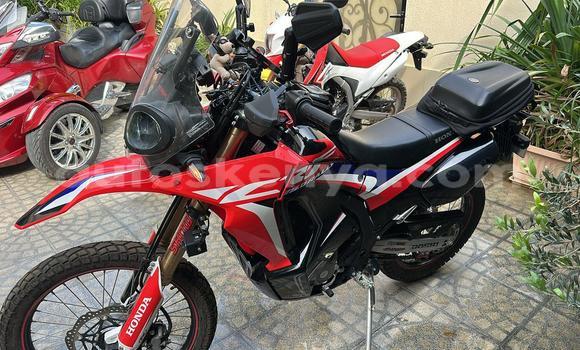 Oofamaa Honda CRF Red Doqdoqqee iti Nairobi keessatti Nairobi keessatti