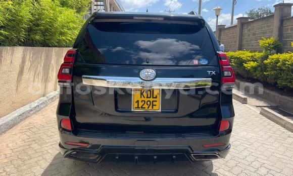 Nunua Ilio tumika Toyota Prado Nyeusi Gari ndani ya Nairobi nchini Nairobi Nunua Ilio tumika Toyota Prado Nyeusi Gari ndani ya Nairobi nchini Nairobi