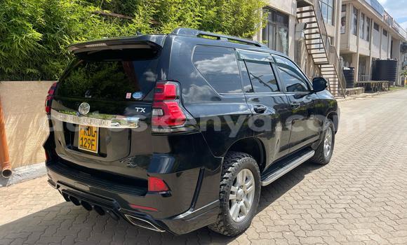 Nunua Ilio tumika Toyota Prado Nyeusi Gari ndani ya Nairobi nchini Nairobi Nunua Ilio tumika Toyota Prado Nyeusi Gari ndani ya Nairobi nchini Nairobi