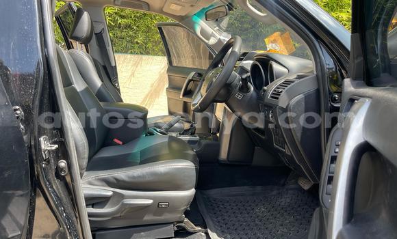 Nunua Ilio tumika Toyota Prado Nyeusi Gari ndani ya Nairobi nchini Nairobi Nunua Ilio tumika Toyota Prado Nyeusi Gari ndani ya Nairobi nchini Nairobi