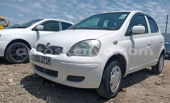 Buy Used Toyota Vitz White Car in Garsen in Coast Buy Used Toyota Vitz White Car in Garsen in Coast