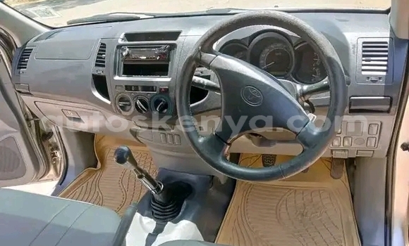 Buy Used Toyota Hilux Other Car in Griftu in Northeast Kenya Buy Used Toyota Hilux Other Car in Griftu in Northeast Kenya
