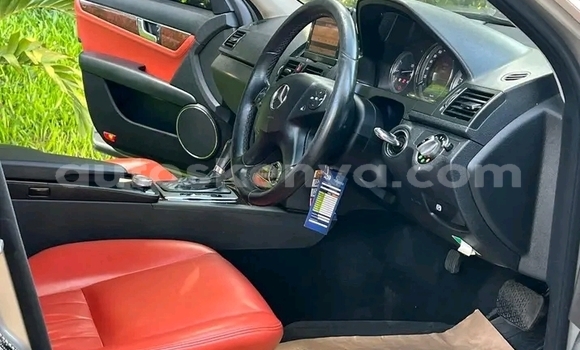 Buy Used Mercedes‒Benz C–Class Other Car in Busia in West Kenya Buy Used Mercedes‒Benz C–Class Other Car in Busia in West Kenya