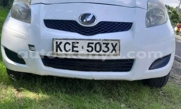 Buy Used Toyota Vitz White Car in Bute in Northeast Kenya Buy Used Toyota Vitz White Car in Bute in Northeast Kenya