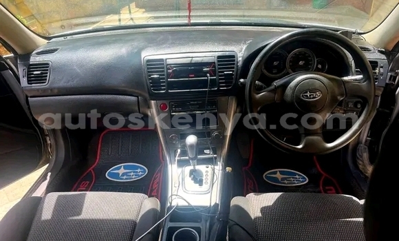 Oofamaa Subaru Outback Other Makiinaa iti Bute keessatti Northeast Kenya keessatti Oofamaa Subaru Outback Other Makiinaa iti Bute keessatti Northeast Kenya keessatti