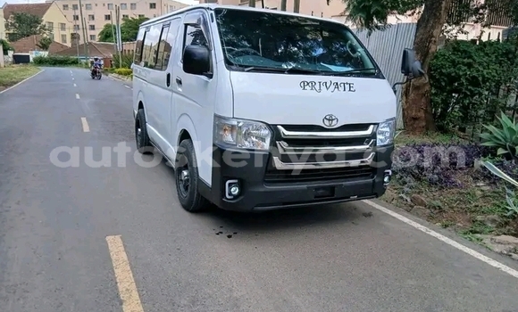Buy Used Toyota Hiace White Car in Busia in West Kenya Buy Used Toyota Hiace White Car in Busia in West Kenya