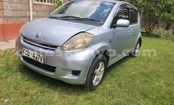 Oofamaa Toyota Passo White Makiinaa iti Changamwe keessatti Coast keessatti Oofamaa Toyota Passo White Makiinaa iti Changamwe keessatti Coast keessatti