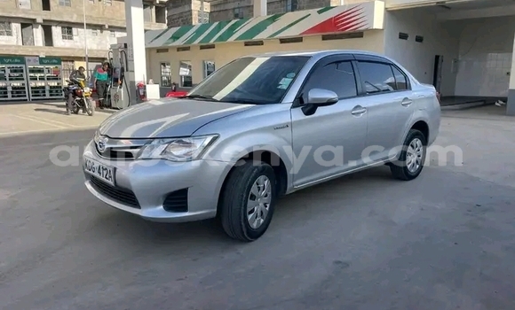 Oofamaa Toyota Axio White Makiinaa iti Changamwe keessatti Coast keessatti Oofamaa Toyota Axio White Makiinaa iti Changamwe keessatti Coast keessatti