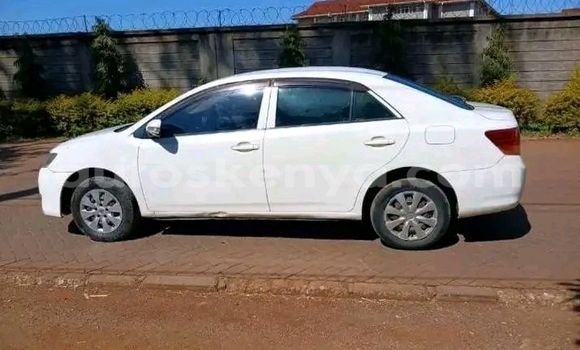 Oofamaa Toyota Allion White Makiinaa iti Bute keessatti Northeast Kenya keessatti Oofamaa Toyota Allion White Makiinaa iti Bute keessatti Northeast Kenya keessatti