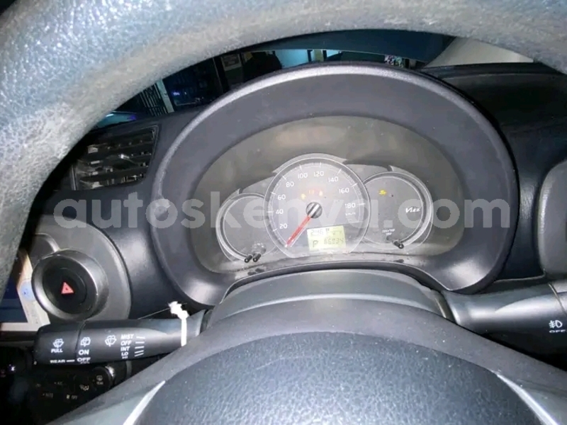 Big with watermark toyota vitz northeast kenya bute 26270