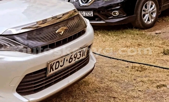 Buy Used Toyota Harrier White Car in Changamwe in Coast Buy Used Toyota Harrier White Car in Changamwe in Coast