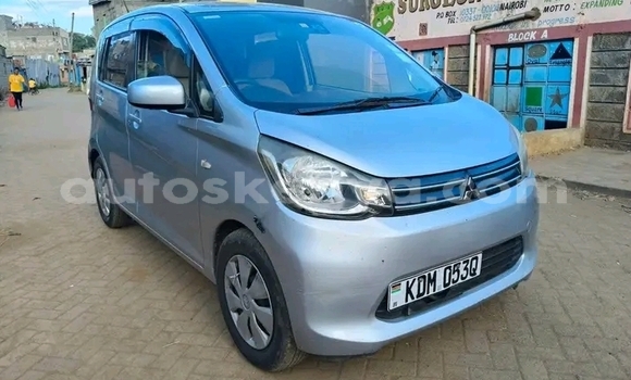 Oofamaa Mitsubishi eK Custom Other Makiinaa iti Bute keessatti Northeast Kenya keessatti