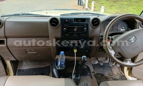 Buy Used Toyota Land Cruiser White Car in Nairobi in Nairobi Buy Used Toyota Land Cruiser White Car in Nairobi in Nairobi