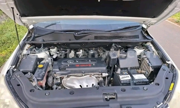 Buy Used Toyota RAV4 White Car in Nairobi in Nairobi Buy Used Toyota RAV4 White Car in Nairobi in Nairobi