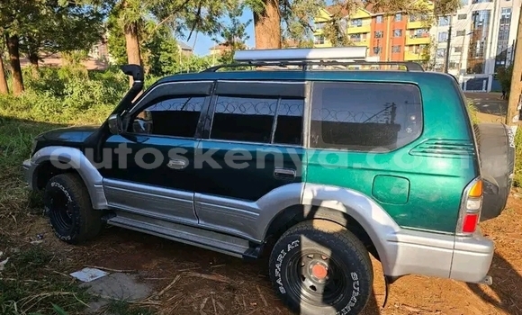 Oofamaa Toyota Prado Other Makiinaa iti Changamwe keessatti Coast keessatti Oofamaa Toyota Prado Other Makiinaa iti Changamwe keessatti Coast keessatti