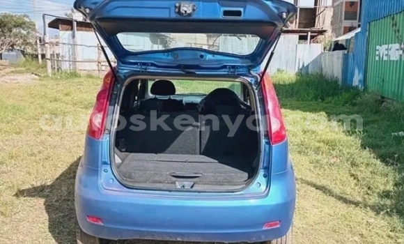 Oofamaa Nissan Note Blue Makiinaa iti Changamwe keessatti Coast keessatti Oofamaa Nissan Note Blue Makiinaa iti Changamwe keessatti Coast keessatti