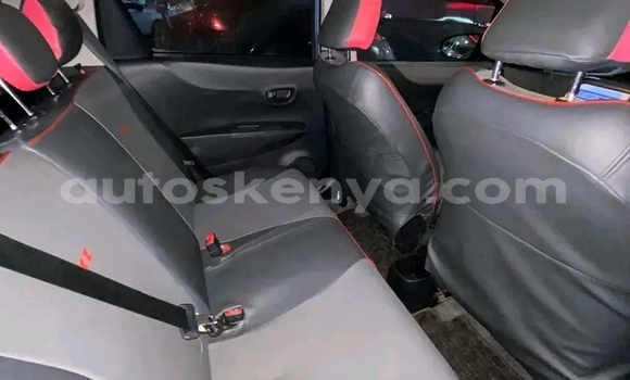 Nunua Ilio tumika Toyota Vitz Nyingine Gari ndani ya Changamwe nchini Pwani