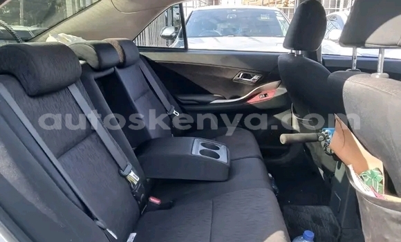 Buy Used Toyota Allion White Car in Changamwe in Coast