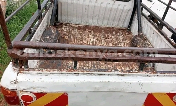 Buy Used Nissan Datsun White Car in Bute in Northeast Kenya Buy Used Nissan Datsun White Car in Bute in Northeast Kenya