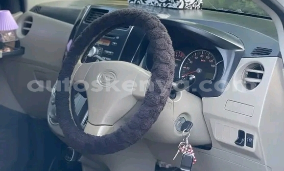 Buy Used Daihatsu Mira White Car in Kajiado in Rift Valley Buy Used Daihatsu Mira White Car in Kajiado in Rift Valley