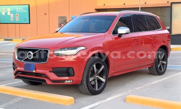 Oofamaa Volvo XC90 Blue Makiinaa iti Nairobi keessatti Nairobi keessatti
