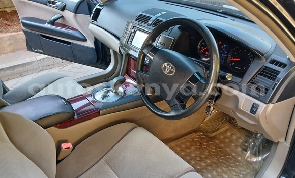 Nunua Ilio tumika Toyota Mark X Nyeusi Gari ndani ya Nairobi nchini Nairobi Nunua Ilio tumika Toyota Mark X Nyeusi Gari ndani ya Nairobi nchini Nairobi