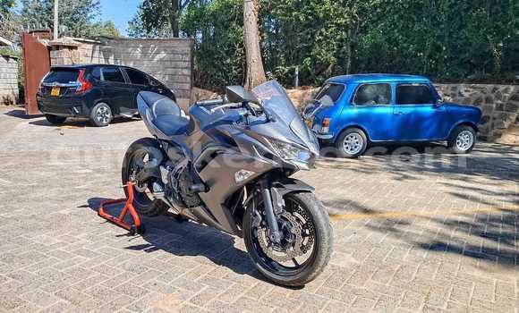 Imported Kawasaki ER-6f Other Doqdoqqee iti Nairobi keessatti Nairobi keessatti