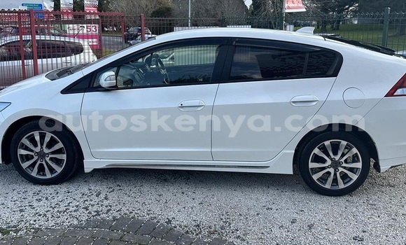 Buy Used Honda Insight White Car in Mombasa in Coastal Kenya Buy Used Honda Insight White Car in Mombasa in Coastal Kenya