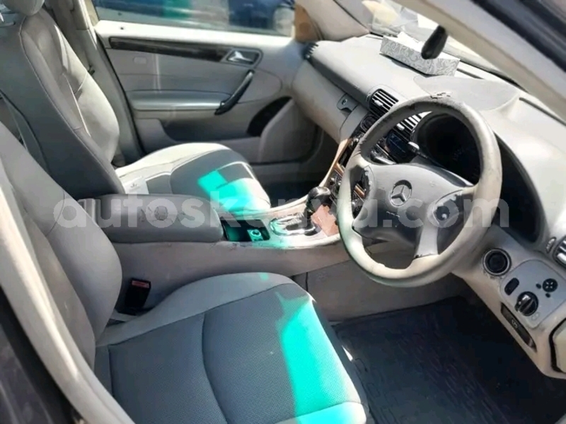 Big with watermark mercedes benz c classe northeast kenya bute 26408