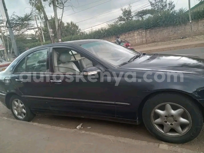 Big with watermark mercedes benz c classe northeast kenya bute 26408