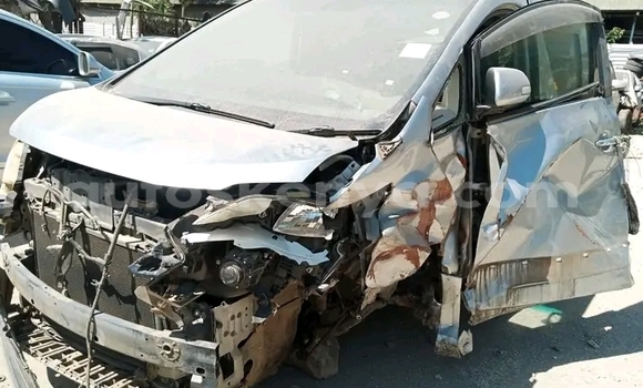 Nunua Ilio tumika Toyota Vellfire Nyingine Gari ndani ya Griftu nchini Kaskazini Mashariki mwa Kenya Nunua Ilio tumika Toyota Vellfire Nyingine Gari ndani ya Griftu nchini Kaskazini Mashariki mwa Kenya