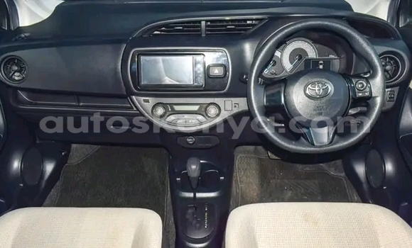 Buy Used Toyota Vitz White Car in Changamwe in Coast Buy Used Toyota Vitz White Car in Changamwe in Coast