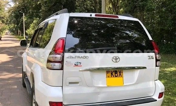 Buy Used Toyota Land Cruiser Prado White Car in Changamwe in Coast Buy Used Toyota Land Cruiser Prado White Car in Changamwe in Coast